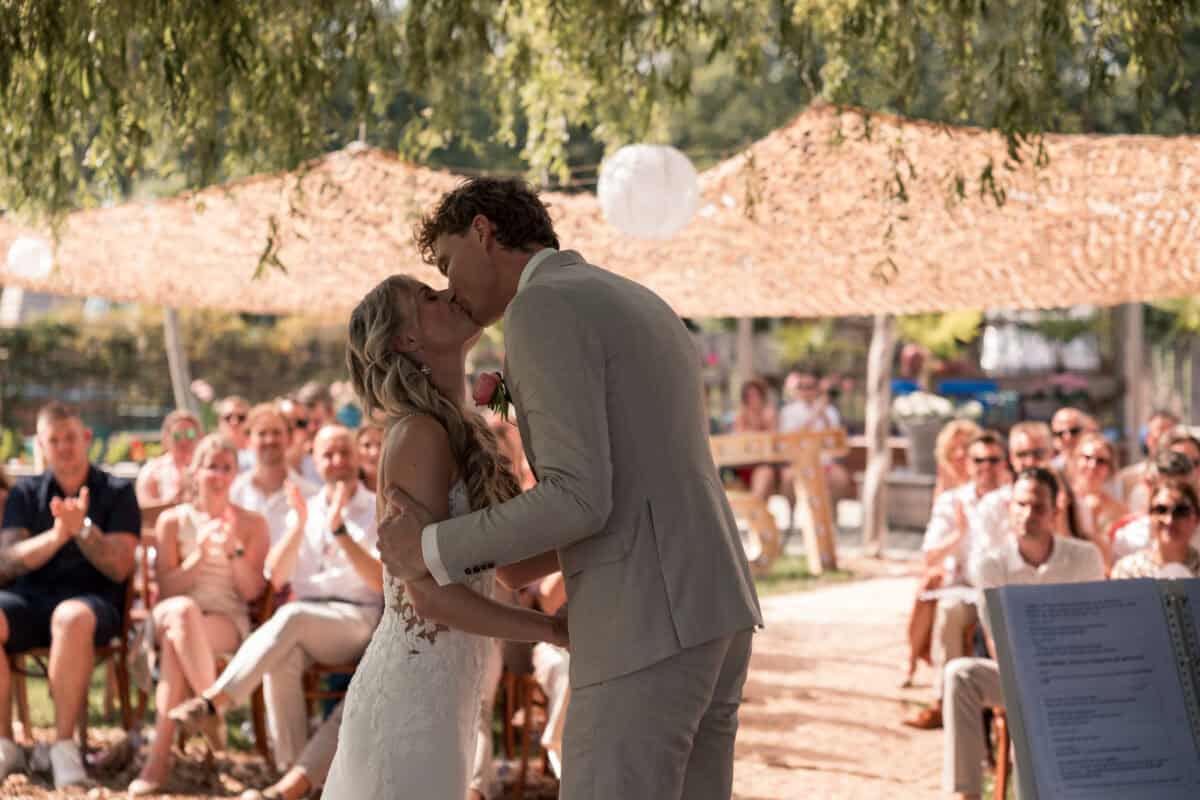 Bruiloft met festival vibes